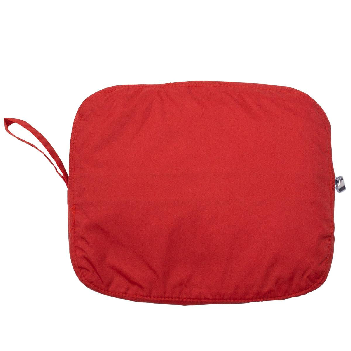 packable-raincoat-red-9147.jpg